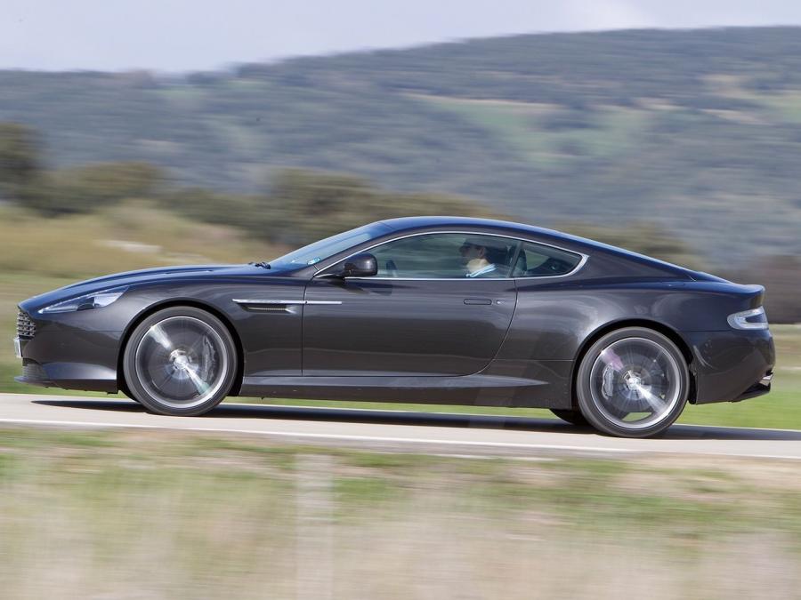  Aston Martin Virage 2011 года  (фото 5 из 55)